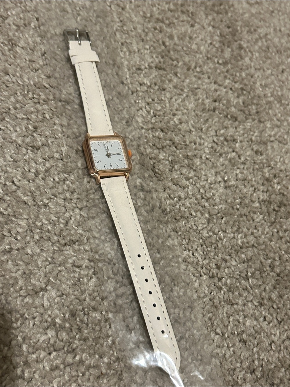 Classic White Leather Strap Women's Watch -Gold Case